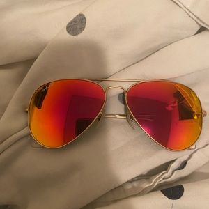 RAY-BAN Red/orange flash lens polarized aviators